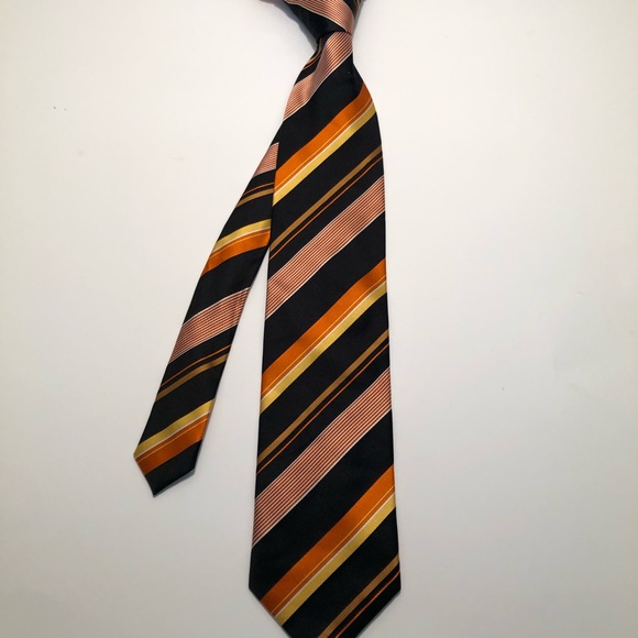 3/$20 💥Tom Harrison Silk tie - Picture 4 of 6
